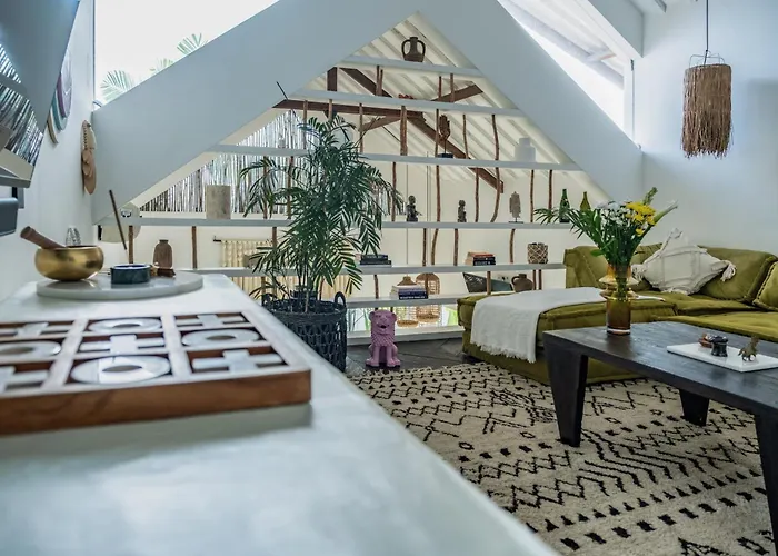 Tropical Oasis In Canggu - Villa Ruby