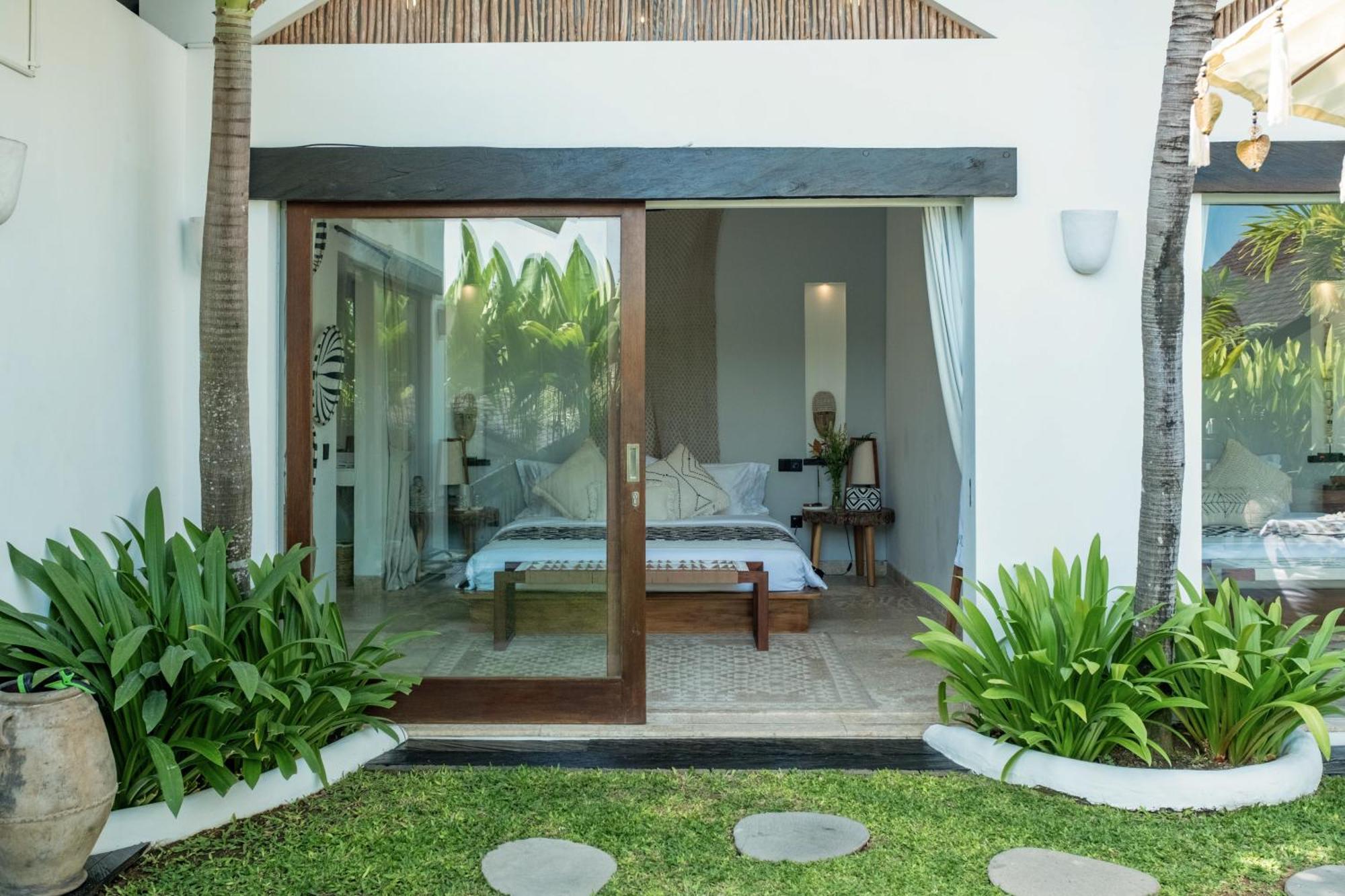 Tropical Oasis In - Ruby * Canggu (Bali)